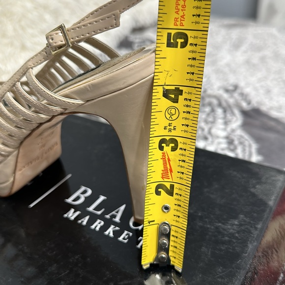 White House Black Market Gena Heels size 8 - Picture 8 of 8